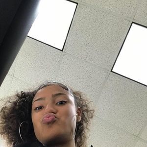 Meet your Posher, Germarlis